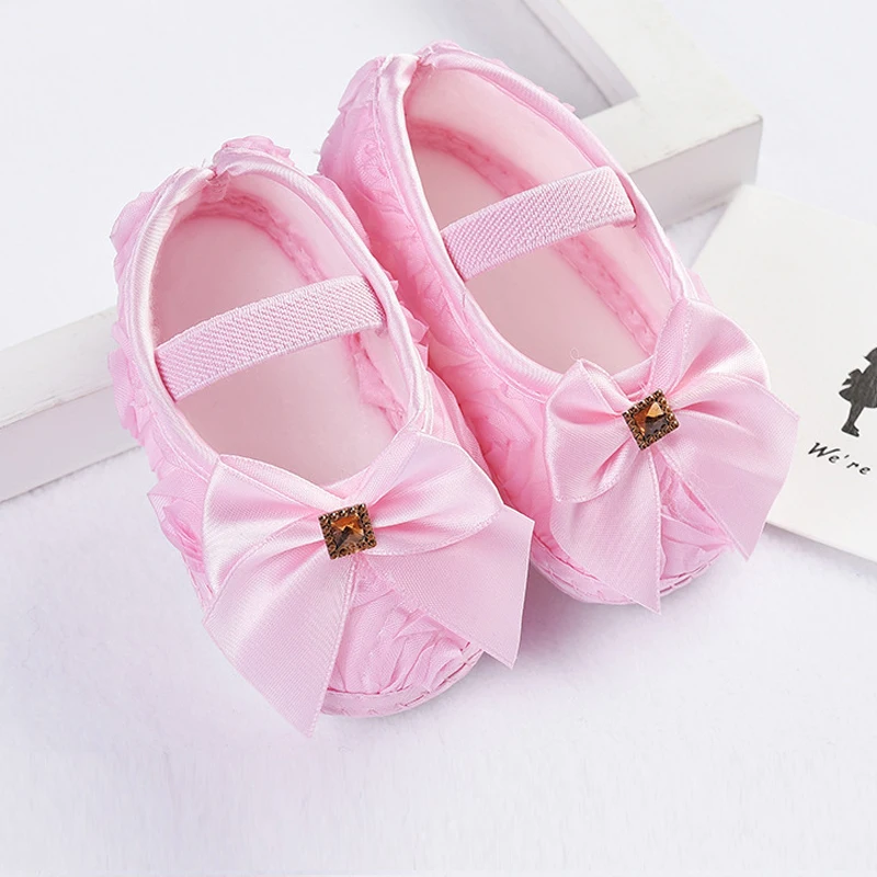 

Туфли для новорожденных, однотонные, с мягкой подошвой, Нескользящие, с цветами, для маленьких принцесс, для начинающих ходить детей 0-18 месяцев, осень