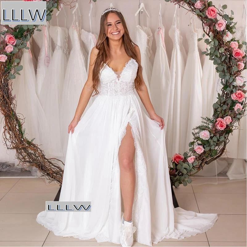 Модные кружевные шифоновые платья а-силуэта на бретелях-спагетти с V-образным