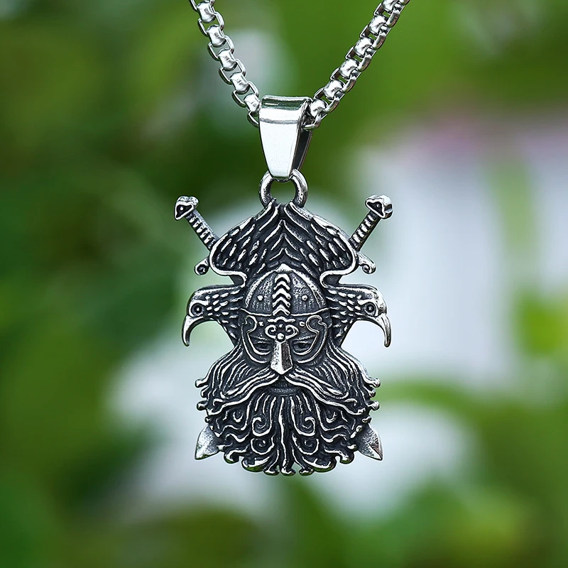 Уникальное винтажное ожерелье с подвеской в виде римского шлема маски рыцаря