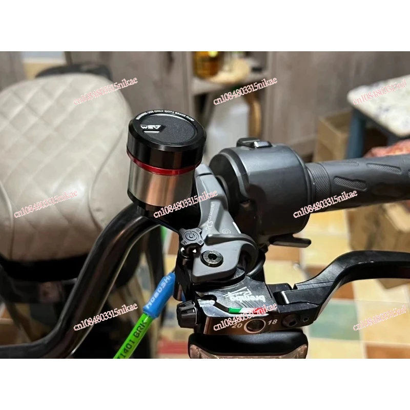 Масляная чашка Встроенный титановый сплав для масляного горшка Brembo RCS/CC с прямым