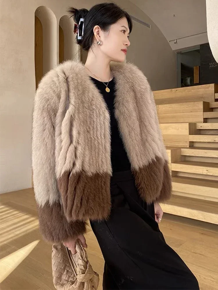 

Женское короткое меховое пальто, зимнее полупальто со вставками из натурального Лисьего меха, 2023