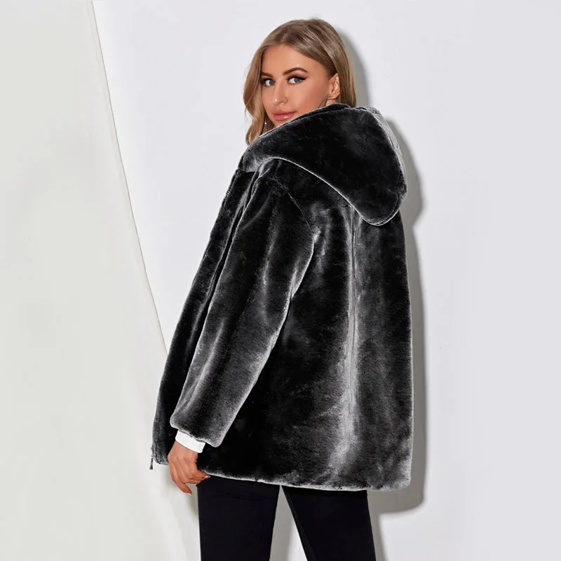 New Winter Long Sleeve Haining Furs Coat Solid Color Women Fashion Warm Fur Coats Outerwear Fake Fur Shawl Women Clothing