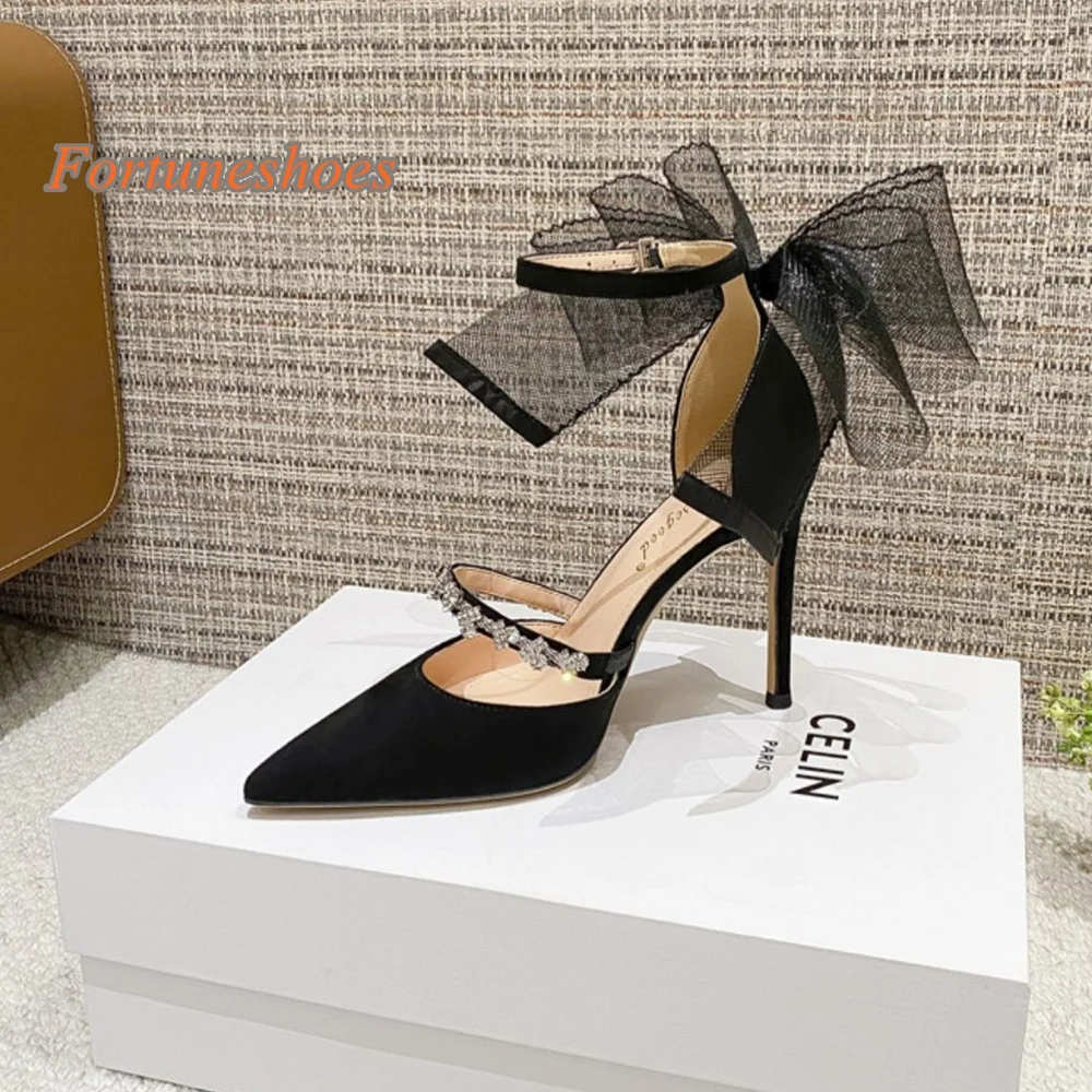 Женские туфли-лодочки с узлом-бабочкой и пряжкой на ремне острым носком