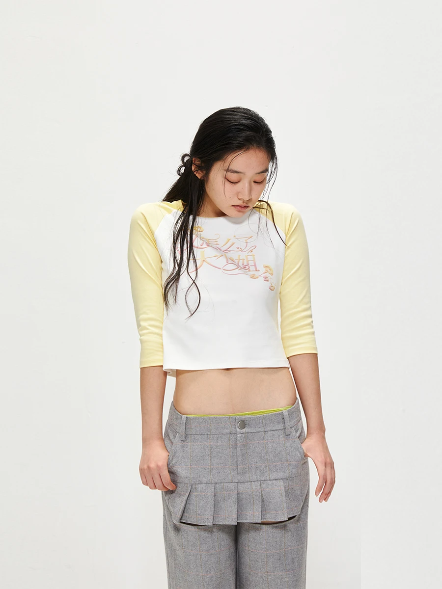 9266studio 25ss Big Miss Print Raglan 3/4 Sleeve Top