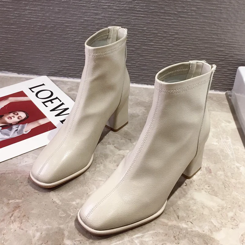 

Женские бежевые ботильоны на высоком каблуке 7 см, новинка 2022, осенне-зимние женские ботинки челси с квадратным носком, короткие ботинки выс...