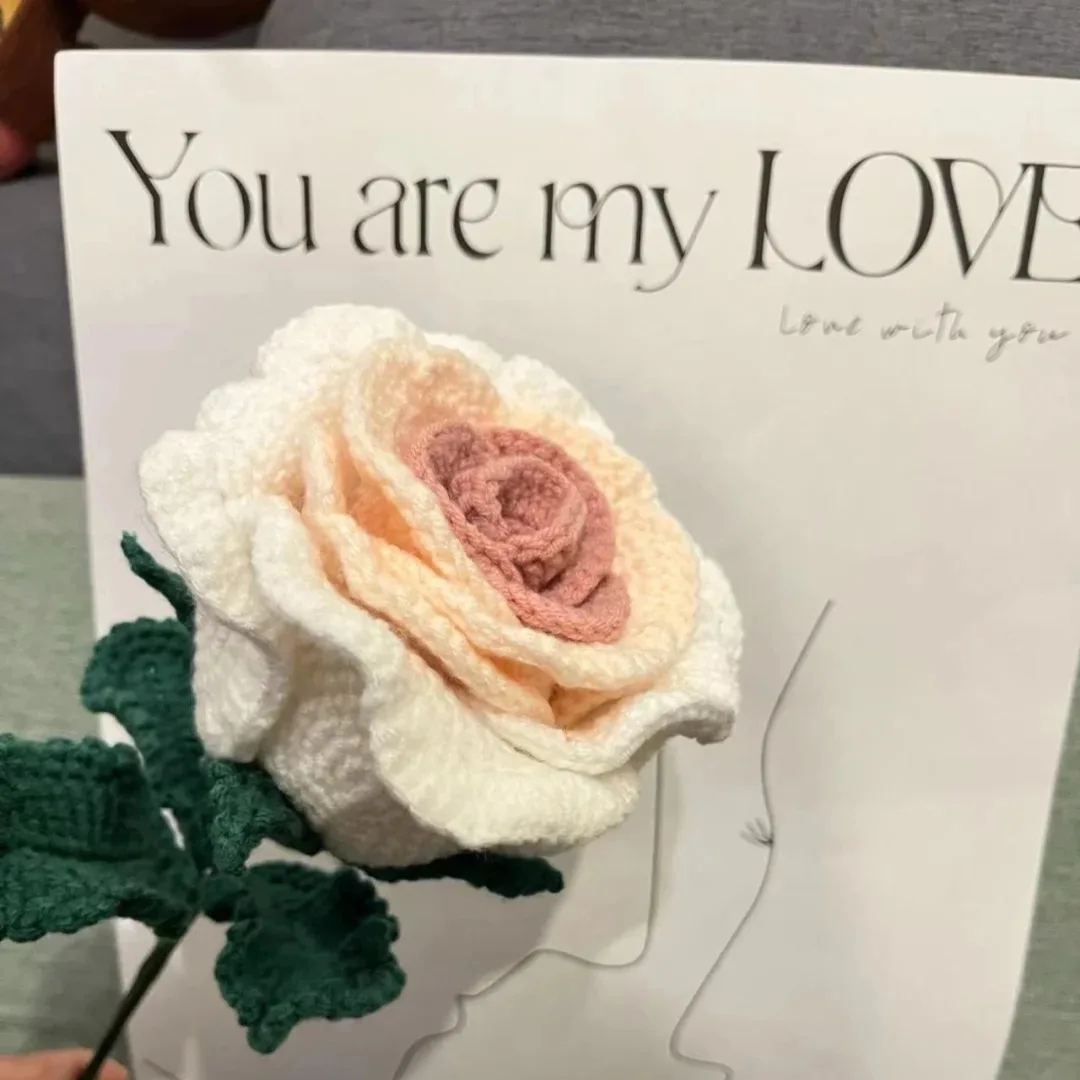 Искусственный букет из тайской розы