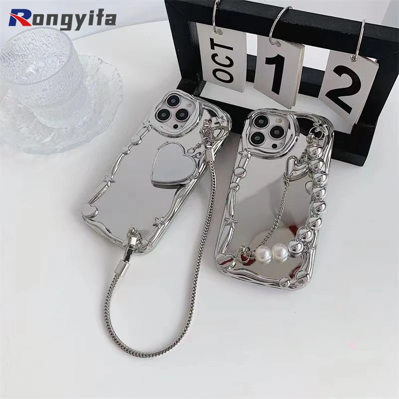 

For IQOO Neo 8 6 SE 5 Z1X Vivo S17 Pro S17E Y36 Y78 5G V15 X50 X23 X21 X30 Pro X27 Phone Case Silver Pearl Love Heart Bracelet