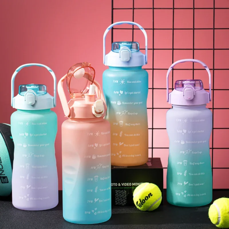 

2L Large Capacity Water Bottle Straw Cup with Bounce Cover Time Scale Reminder Frosted Cup for Fitness Outdoor Sports Fitnes