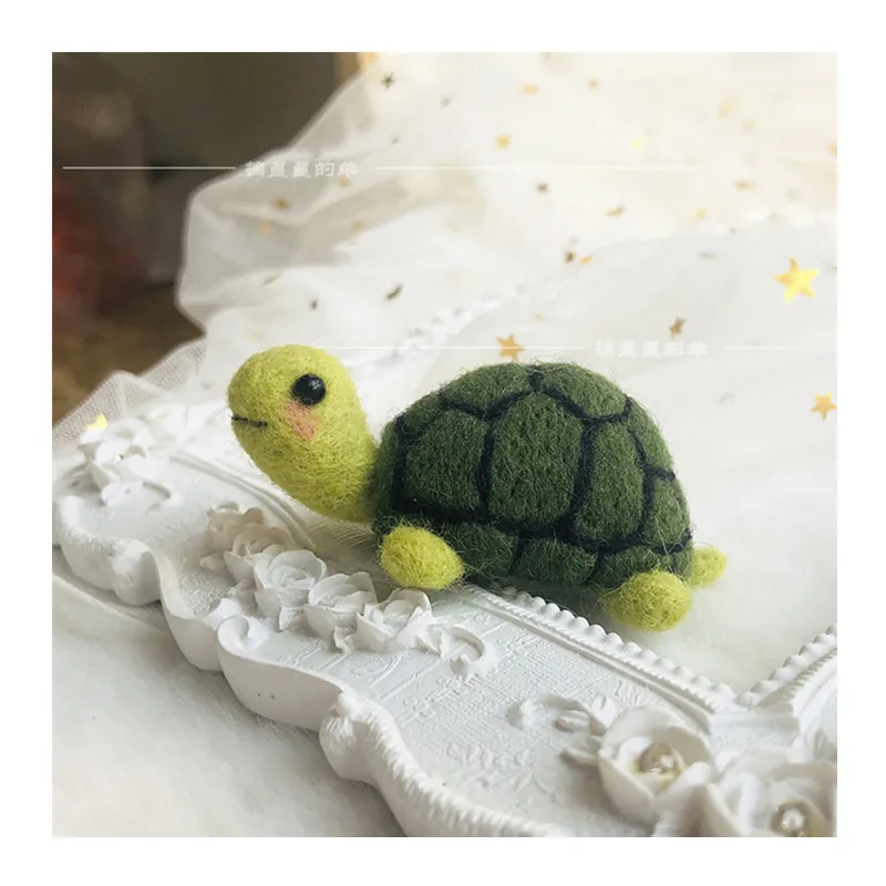 

Little Turtle wool needlepoint kit wool felt needle felting pendant craft needlecraft DIY handmade