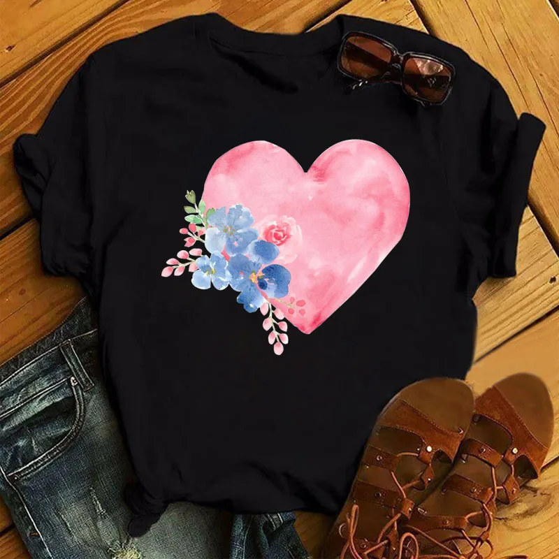 

Pink Watercolor Love Flower Women's Fashion Top Women's Top Casual Women's O-Neck T-Shirt