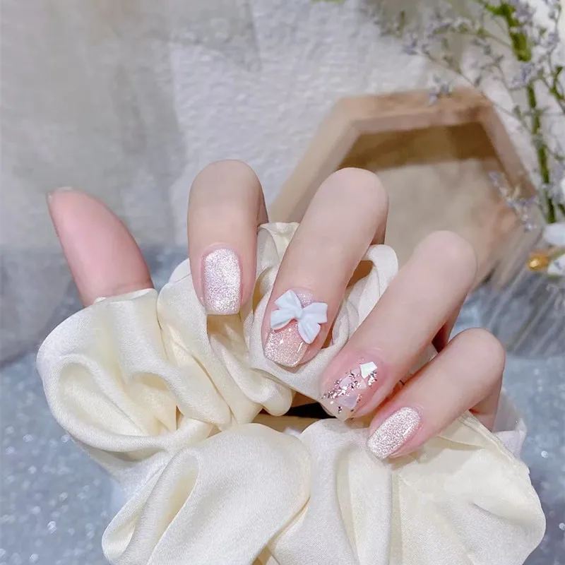 On Nails French Pink Color Cat Eye False Nails Full Cover Wearable Glitter Diamond Design Fake Nails For Girls