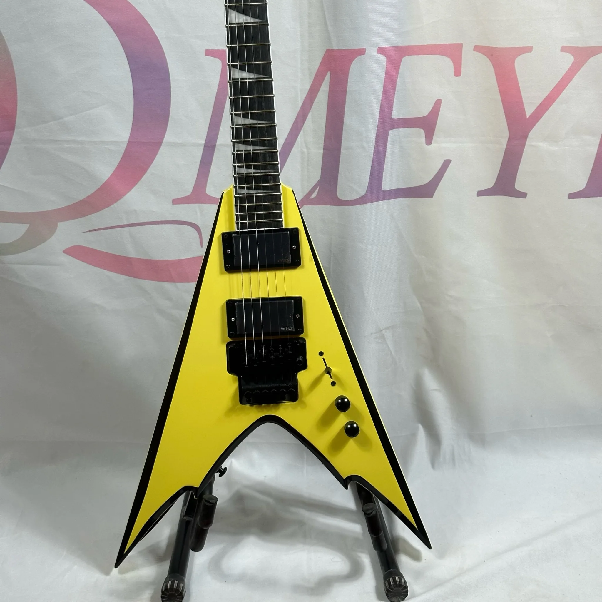 

Flying V Electric Guitar Yellow 22 Frets China Factory Free Shipping In Stock UPS Or EMS Delivery