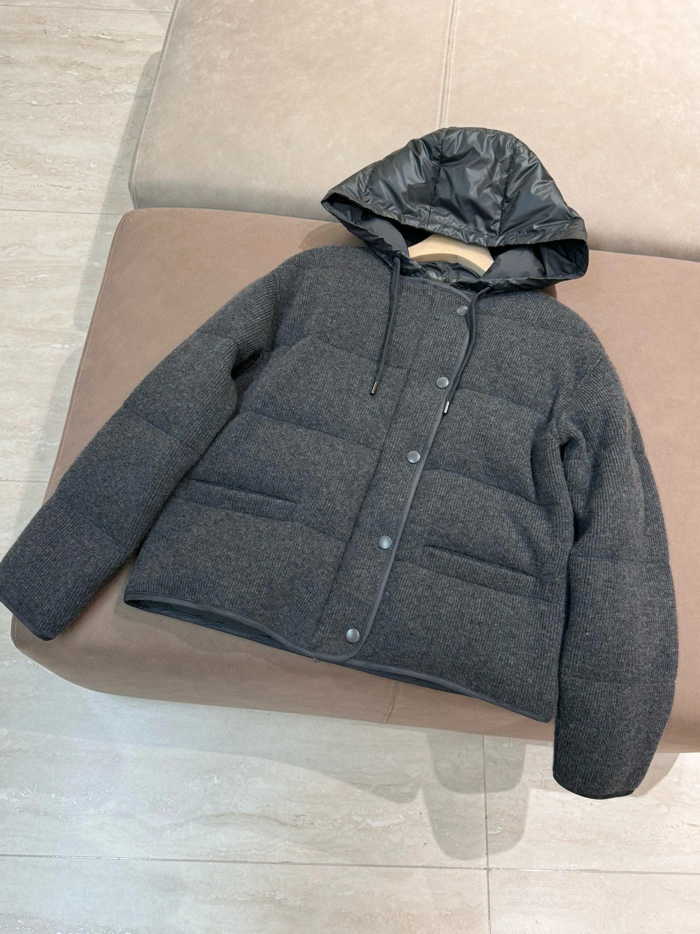 Осень-зима B * C женская кашемировая вязаная куртка на гусином пуху с капюшоном