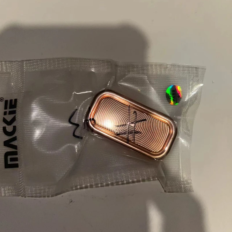 

Second-Hand out-of-Print Mk New CP3 Push Card Pop Coin Purple Copper Zirconium Alloy Polishing Material EDC Decompression