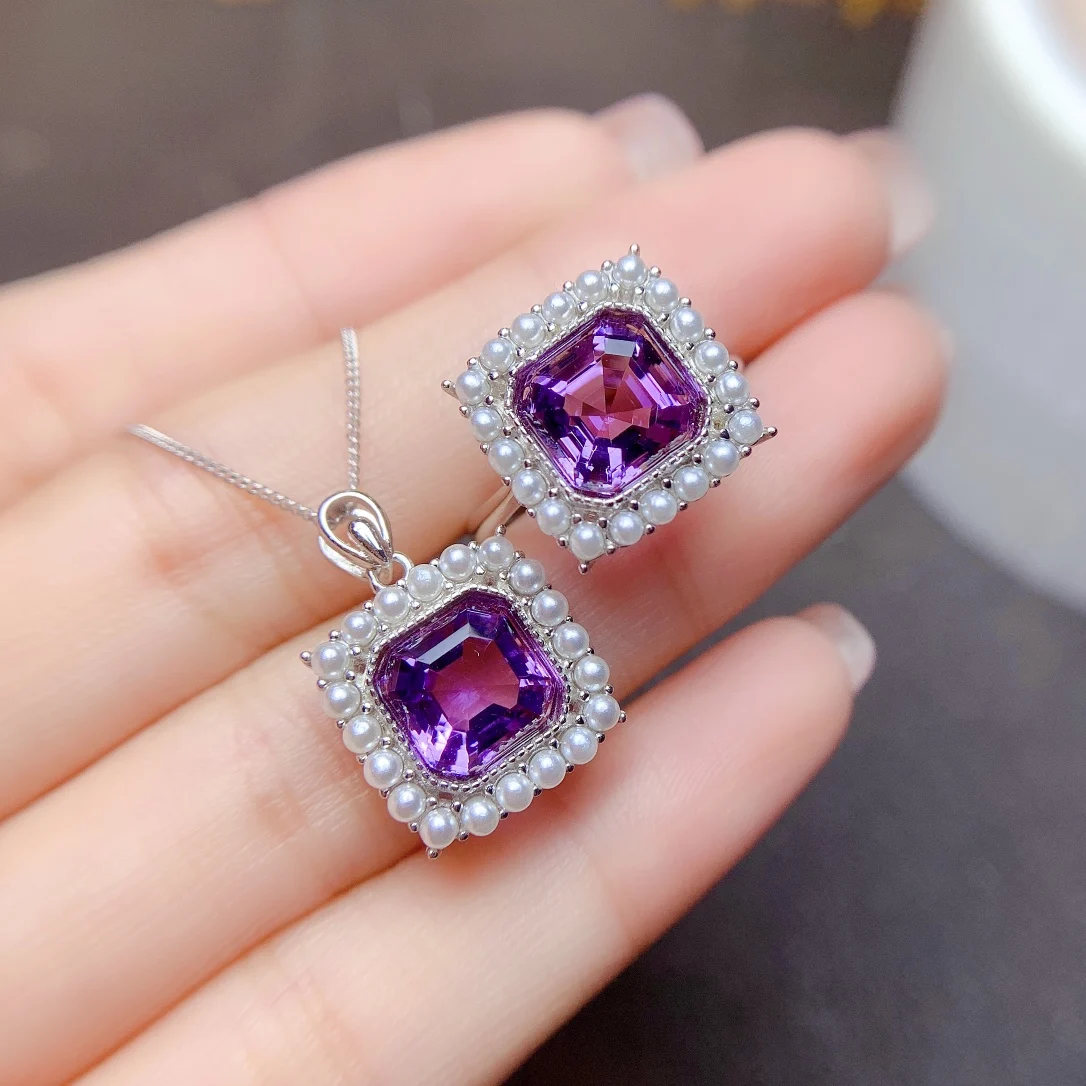 

Женский комплект из колье и серёг, из серебра 925 пробы