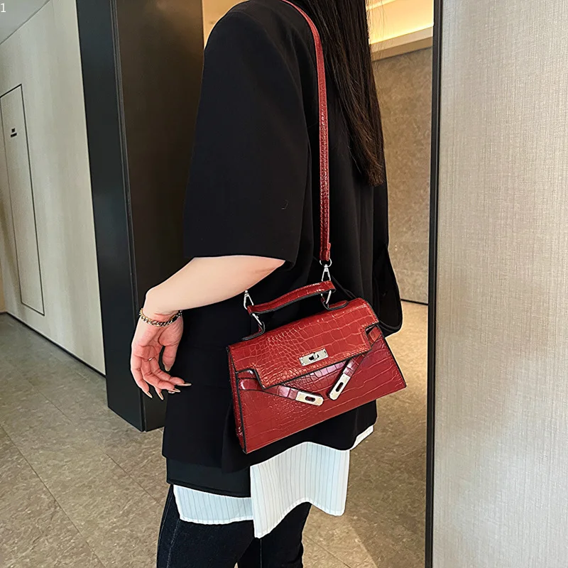 

Новинка 2023, модная Ретро сумка, трендовая простая сумка через плечо, модная Повседневная маленькая квадратная сумка, женские кошельки и сумочки
