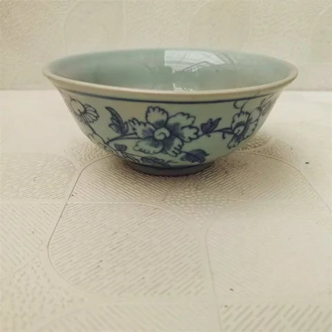 Антикварная фарфоровая чаша MIAO YANG GONG YI сине-белая