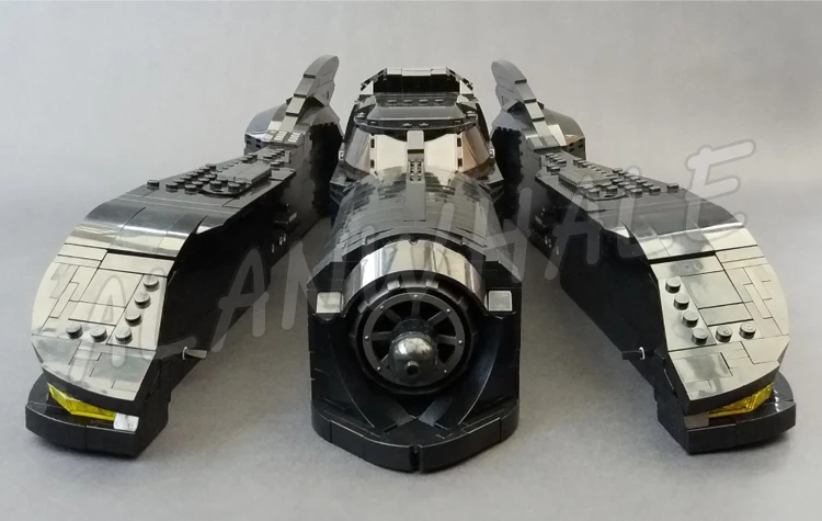 1778 шт. Super Fighter The Ultimate 1989 Бэтмобиль с функцией всплывающего автомобиля 7144