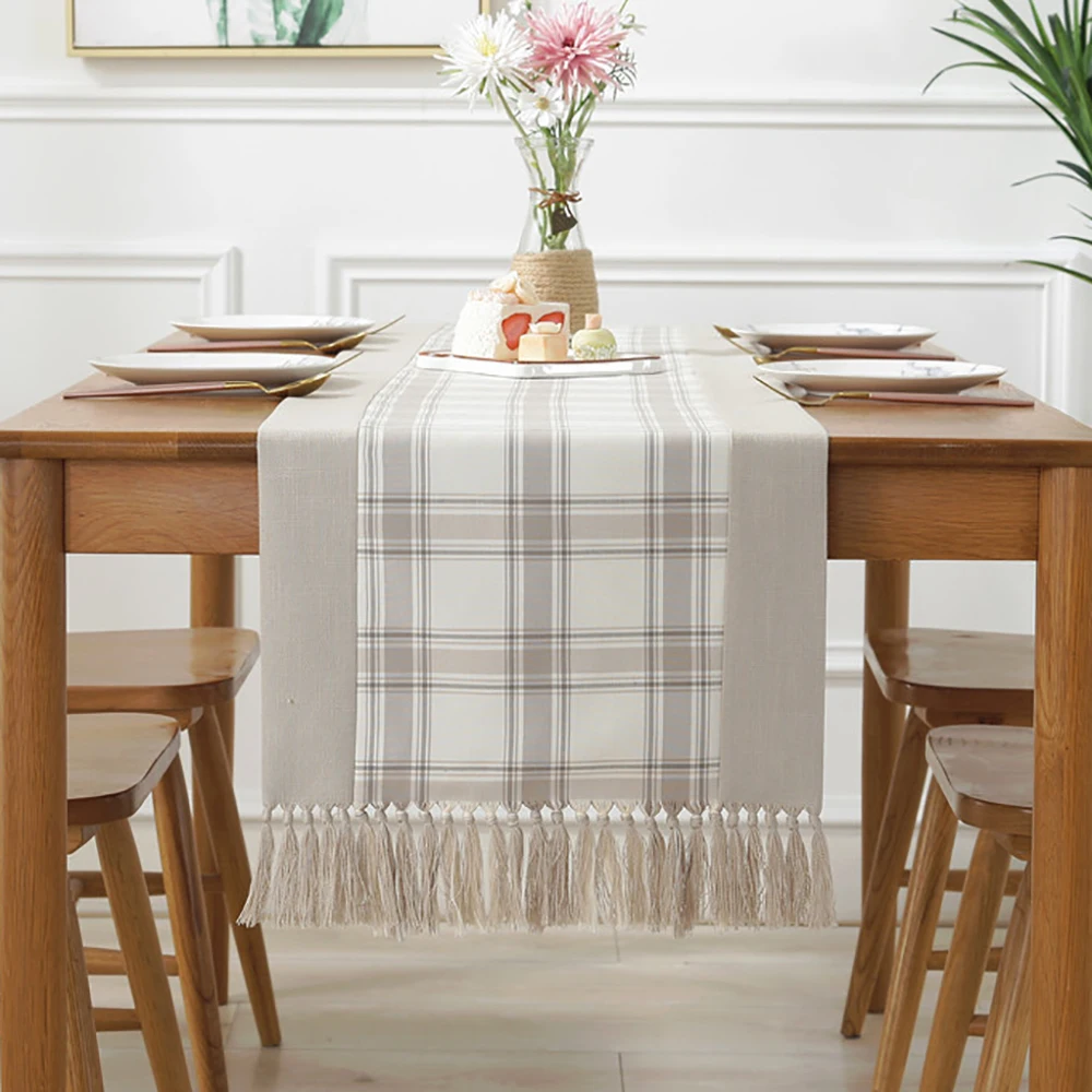 

New Chinese Retro Plaid Printed Table Runner Tablecloth With Tassels Track on the Table Decoration Wedding Runners Home Textile