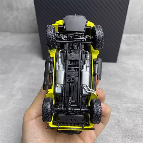 ALMOST REAL 550 Bosu Adventure Edition металлическая модель внедорожника