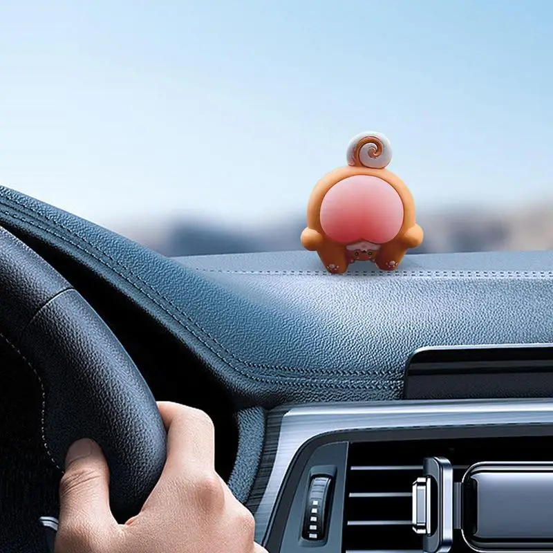 

Автомобильные украшения, забавная кавайная кукла, украшение в виде персикового задника, привлекательные аксессуары для стайлинга салона а...