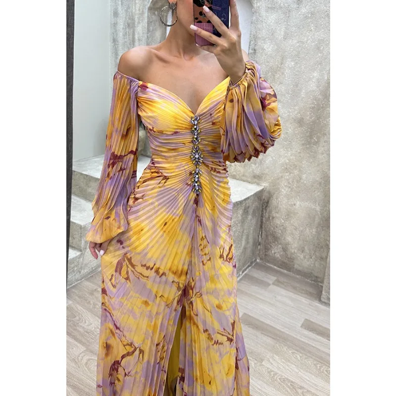 Элегантное женское вечернее платье с корсетом и складками осенне-зимнее