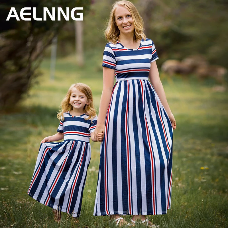 

Mother Kids Dresses 2022 Summer New Short Sleeve Stripes Mom Daughter Dress Family Outfits Stylish Elegant Long Skirt For Girl