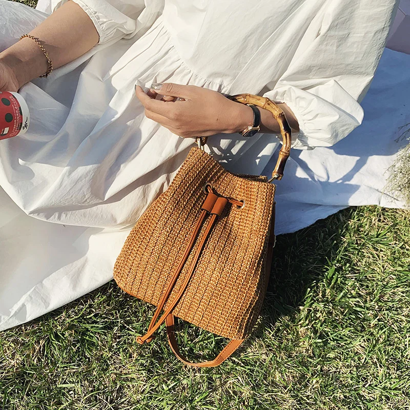 

New Women Portable Straw Bag Summer Seaside Hand Bags Korean Fashion One Shoulder Messenger Bag Female Bucket Handbag
