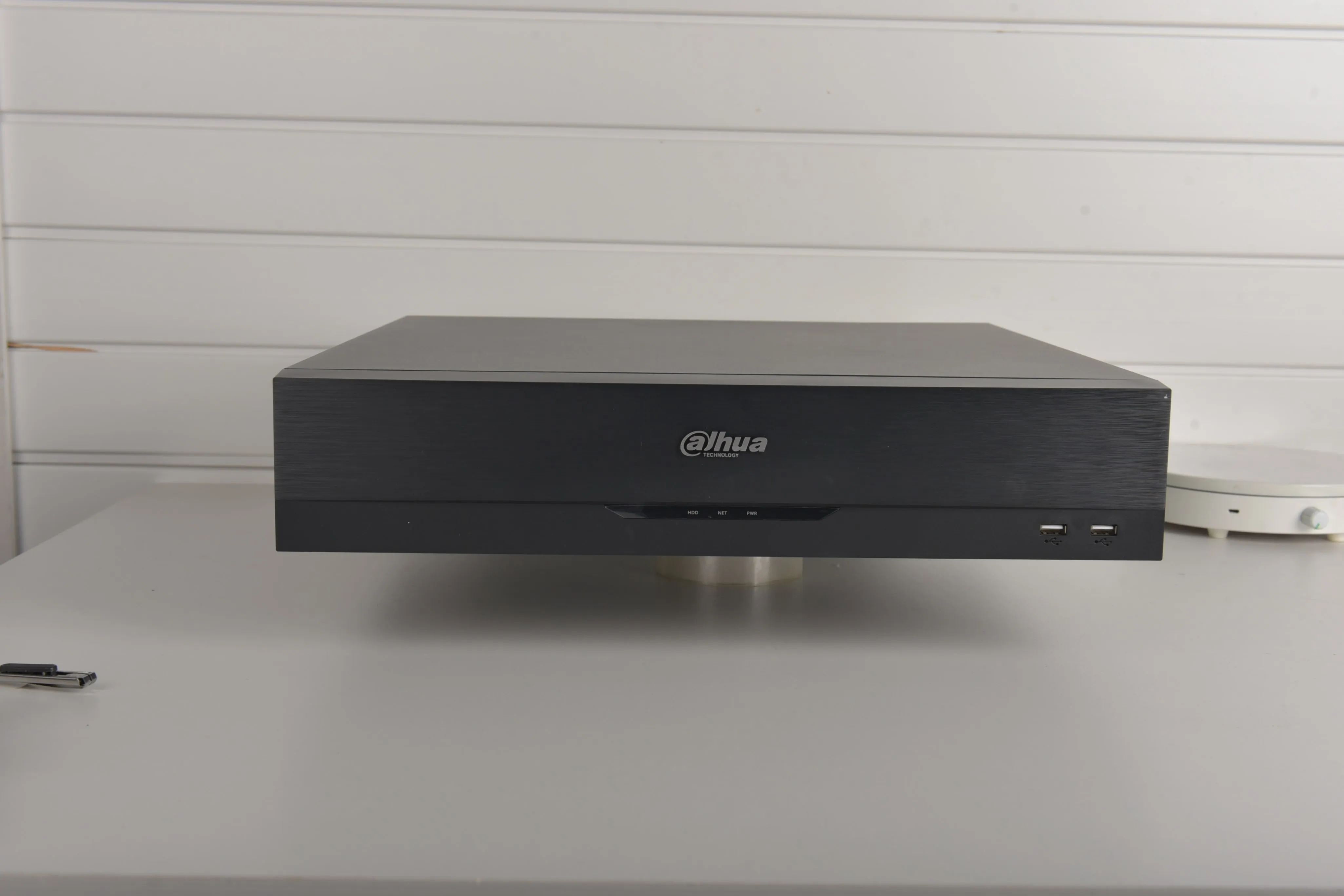 Фото Dahua 16MP 32CH 2U 8HDD NVR4832-EI Сетевой видеорегистратор WizSense AI по NVR SMD Plus Распознавание лиц Аудио сигнализация ввода-вывода №4