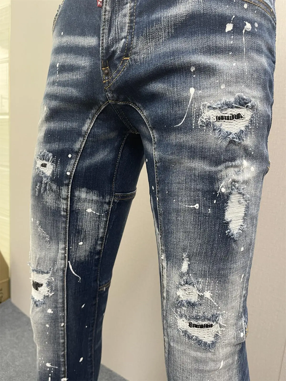 Spring/Summer 2023 New  Jeans Fashion Men Wash Worn Hole Patch Baby blue Gradual Change Small Foot Blue