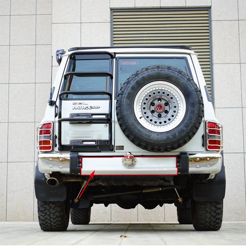 Фото Подходит для Nissan Patrol Y60: Защитная накладка на задний бампер из алюминиевого сплава, не требующая разрушительной установки. №2