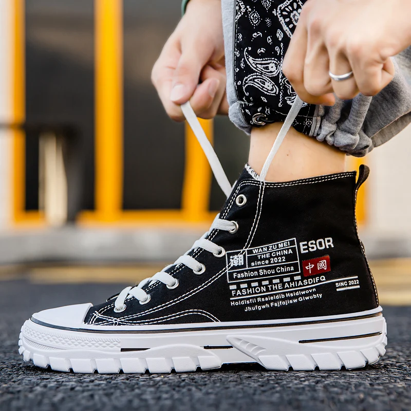 

Classic Black Men Casual Canvas Shoes Breathable Men's Vulcanized Sneakers Fashion High top Canvas Sneakers Men Flat Espadrilles