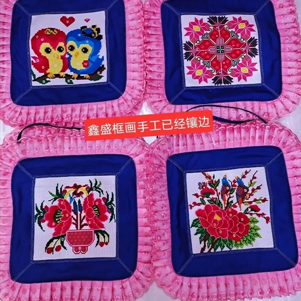 Подушка для дивана ручной работы с вышивкой крестиком 2 предмета по