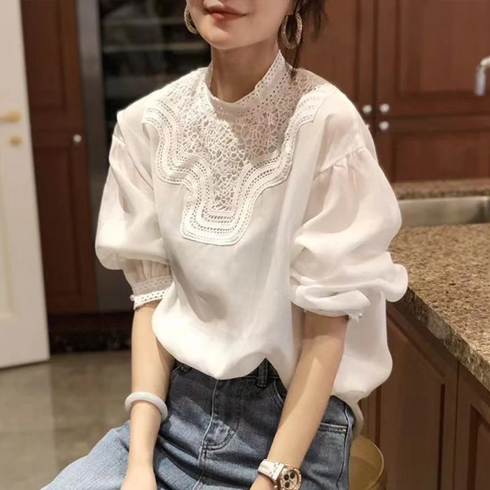 

Женская рубашка с пышными рукавами-фонариками, белая блузка в стиле пэчворк с цветочным рисунком, кружевной пуловер с длинным рукавом, топ, ...