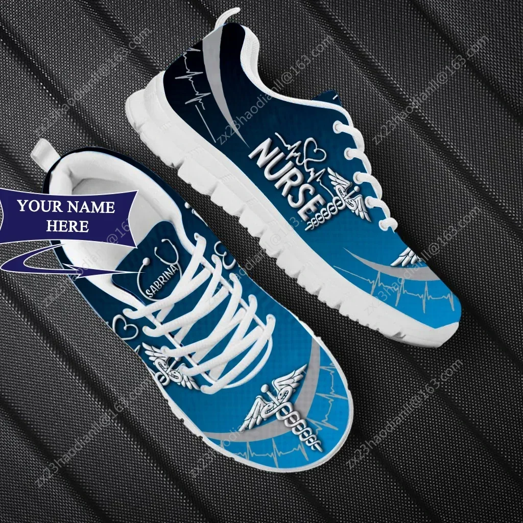 Кроссовки на шнуровке с вулканизированной подошвой