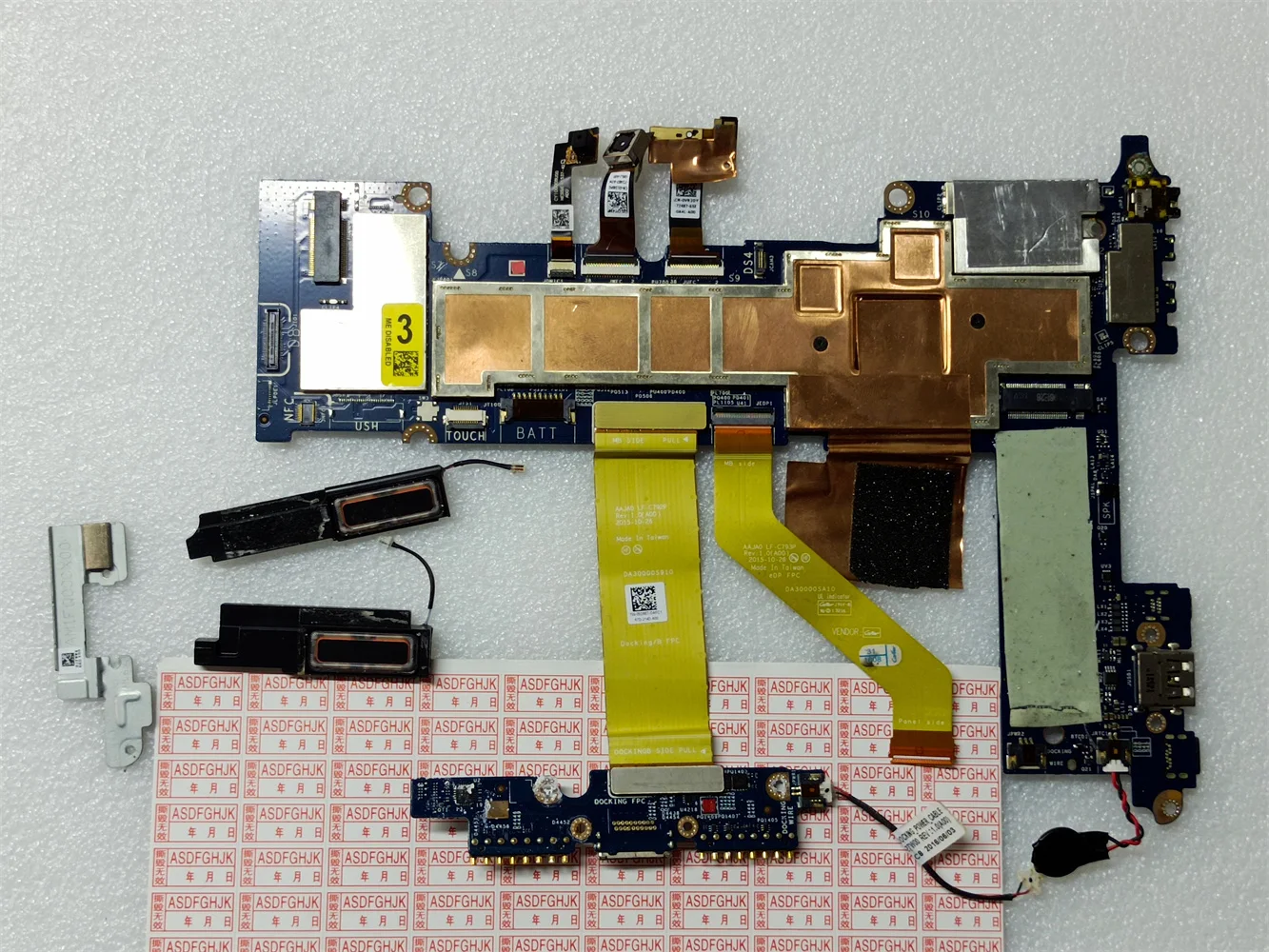 

Applicable to DELL 5175 5179 M5-6Y57 computer motherboard 0VCHJG LA-C791P small board LS-C792P flat cable LF-C792P/C793P