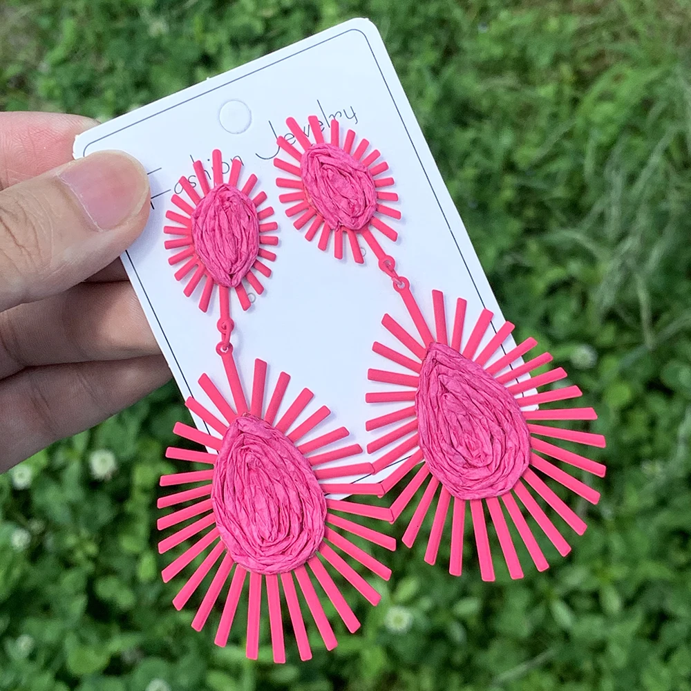 Уникальные розовые серьги в форме сердца из рафии милые богемные серьги-подвески