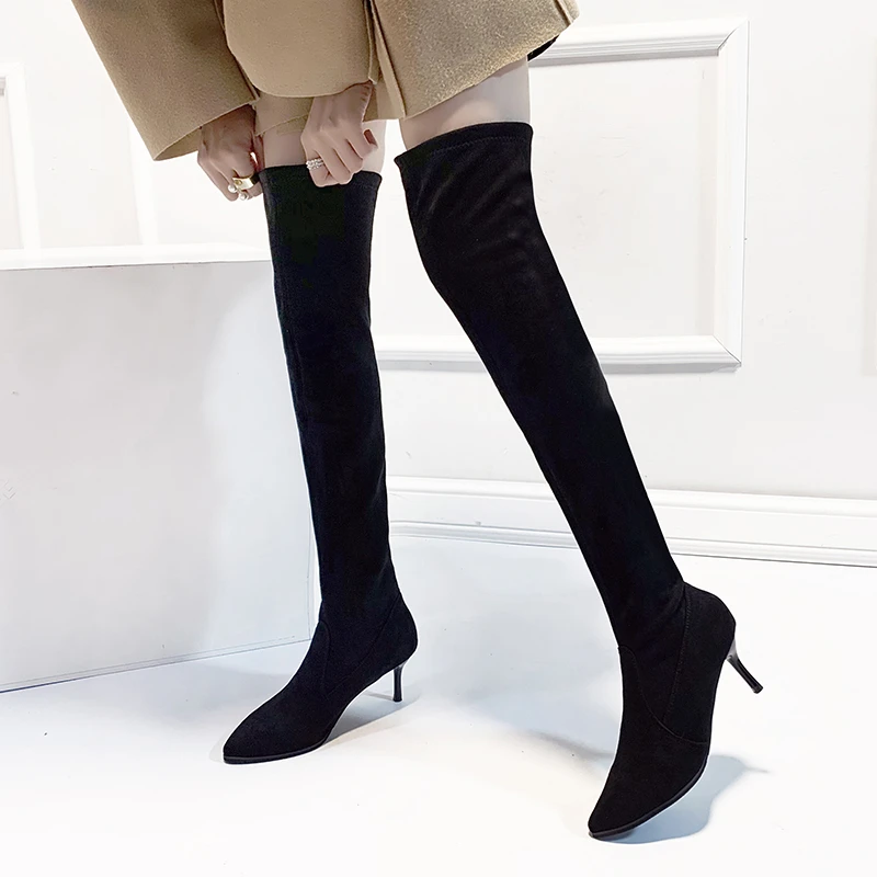 

Женские универсальные сапоги до колена, черные замшевые эластичные теплые модные сапоги на тонком каблуке с рукавом, новинка зимы 2023
