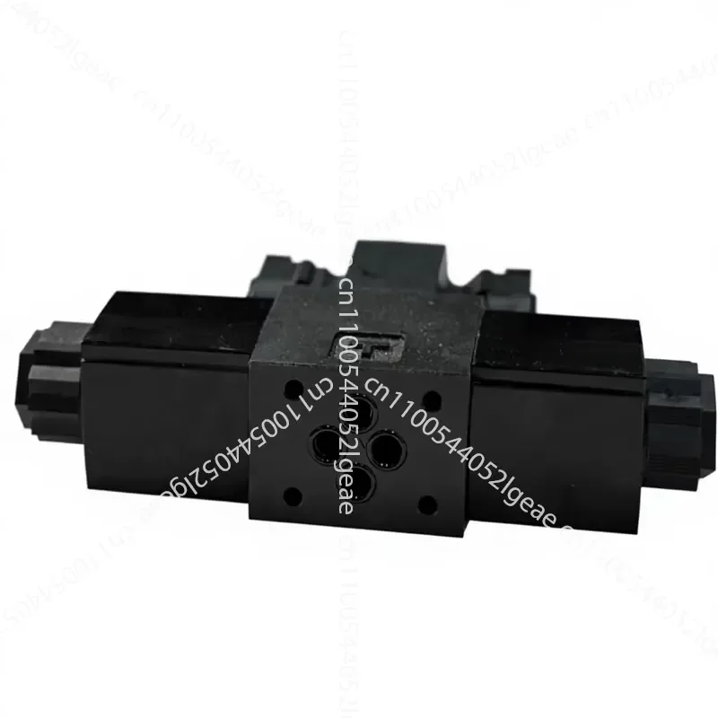 Фото Соленоидный распределительный клапан серии DSG-01 1/8 DSG-01-3C60-D24-N1-50 №4
