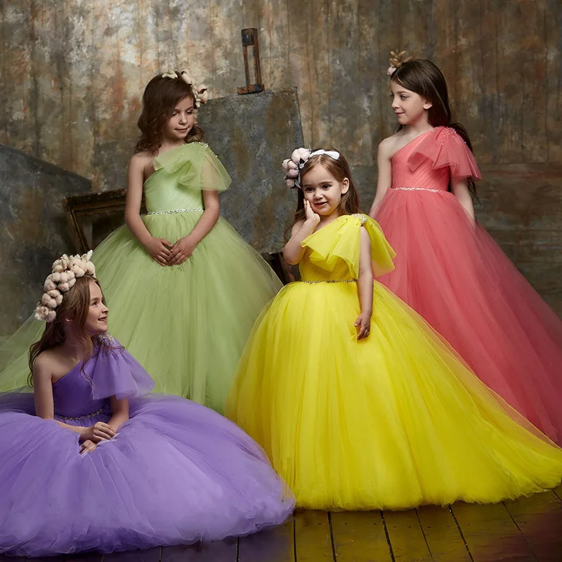 

Блестящие платья на одно плечо для девочек с цветами для детей, элегантное ТРАПЕЦИЕВИДНОЕ платье принцессы для дня рождения, искусственное платье для подружки невесты, халаты, Бракосочетание
