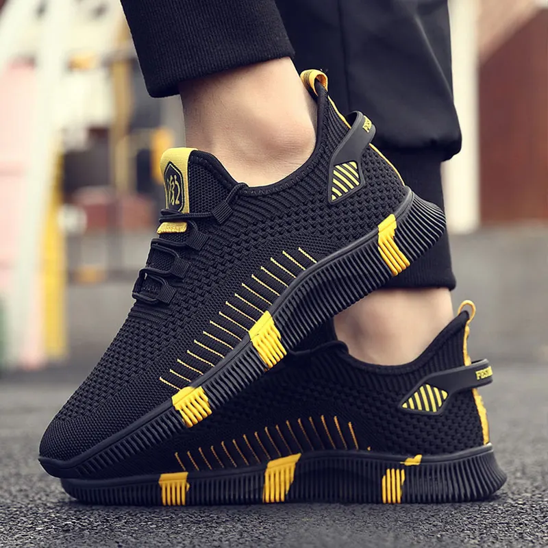 

2022 New Summer Men Mesh Breathable Sneakers Soft Bottom Flat Slip-On Running Shoes Casual Footwear Wearable Zapatillas Hombre