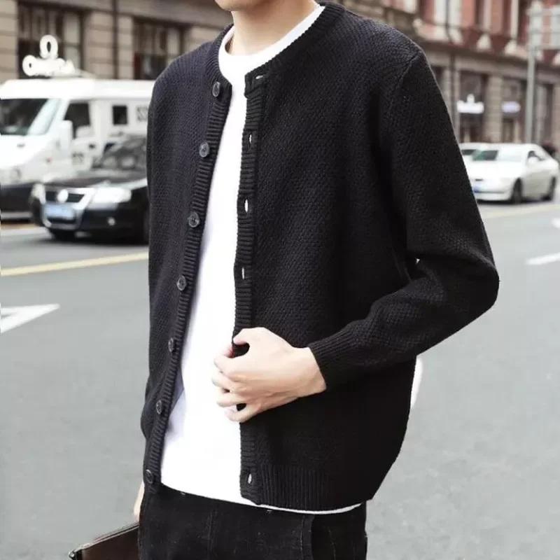 

2022New Men Sweatercoat Autumn Knit Cardigan Solid Color Korean Style Fashion Streetwear Wild Male Slim Tops 2021 Knitwear