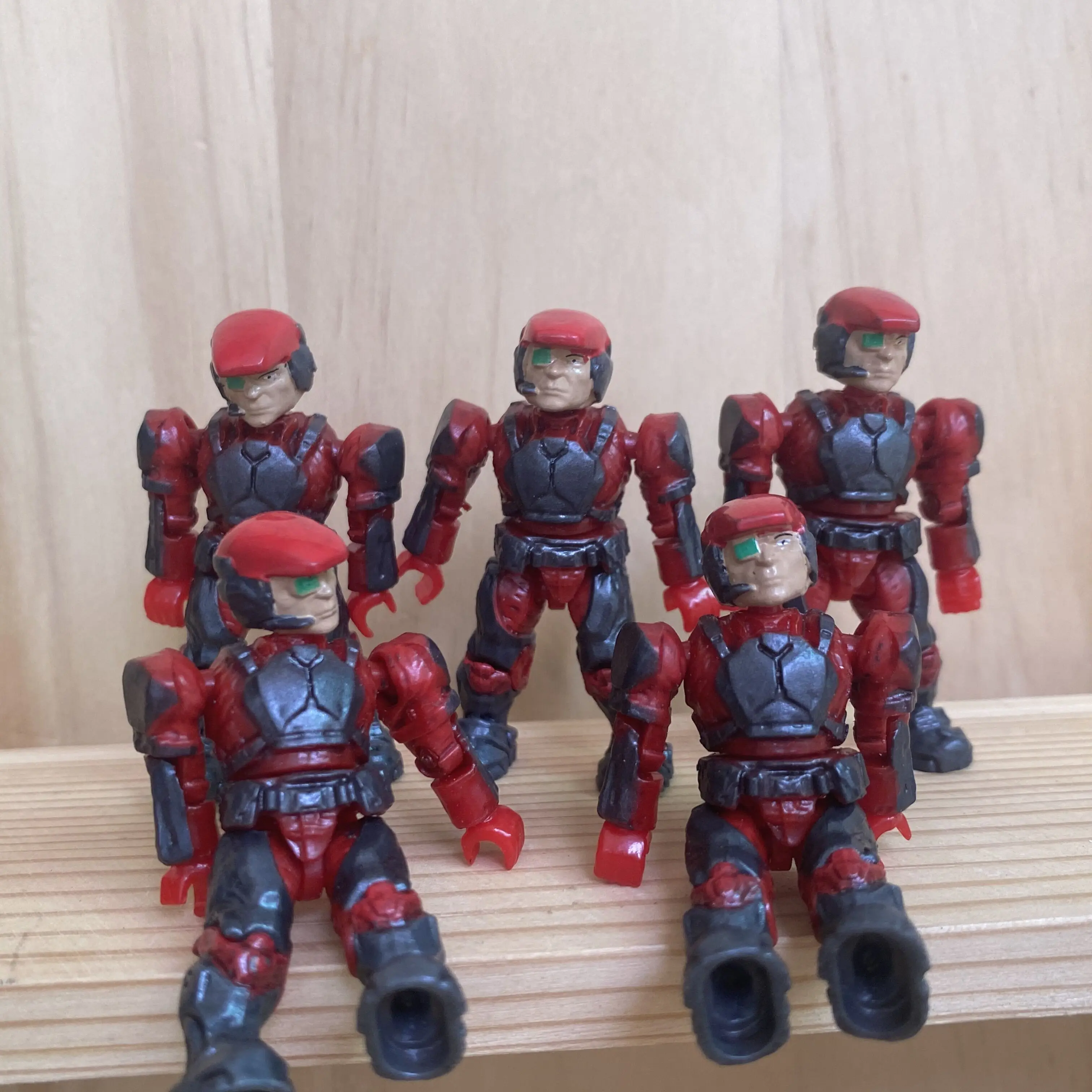 

LOT OF 5PCS ( 2 INCH) Mega Bloks Construx Halo UNSC Red Marine Action Mini Figure Toys #1