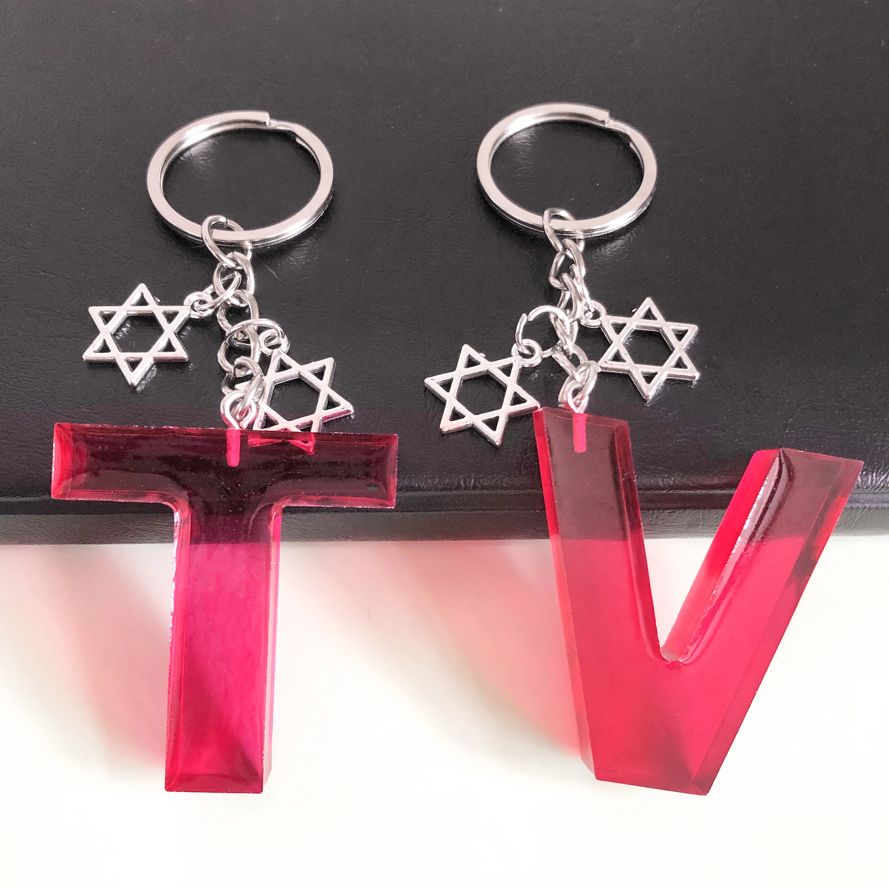 

Transparent A-Z Initial Letter Acrylic Keychains Holder Resin Alphabet Mogan David Star Keyrings DIY Handmade Jewelry Wholesale