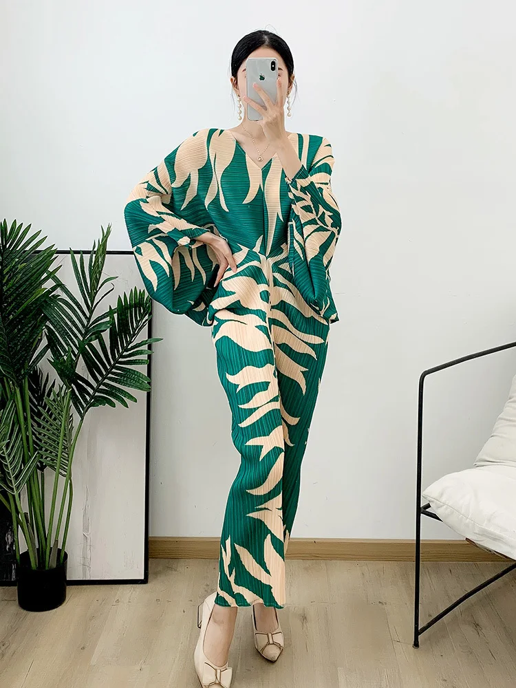 Женское плиссированное платье LANMREM разноцветное с рукавами летучая мышь