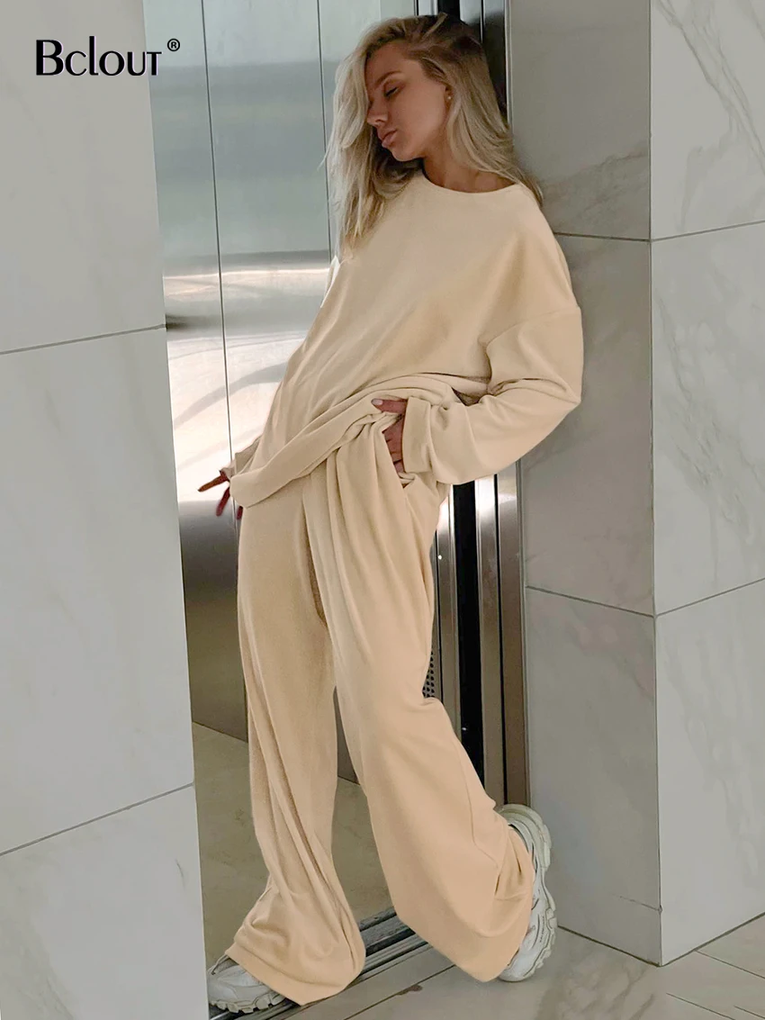 

Bclout Fashion Knitted Velvet Pants 2 Piece Sets Women Outifits Winter Warm O-Neck Loose Hoodies Streetwear Wide Leg Pants Suits