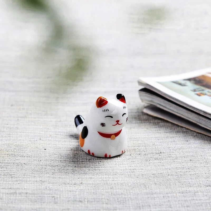 

Керамический держатель для палочек Maneki-Neko