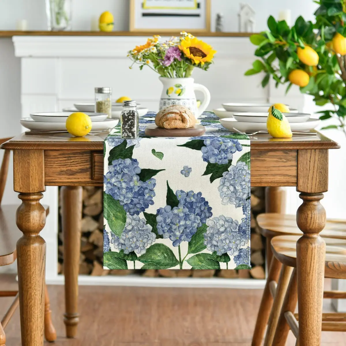 

Watercolor Hydrangea Table Runner, Spring Summer Seasonal Kitchen Table Decoration for Indoor and Outdoor Home Party Decoration