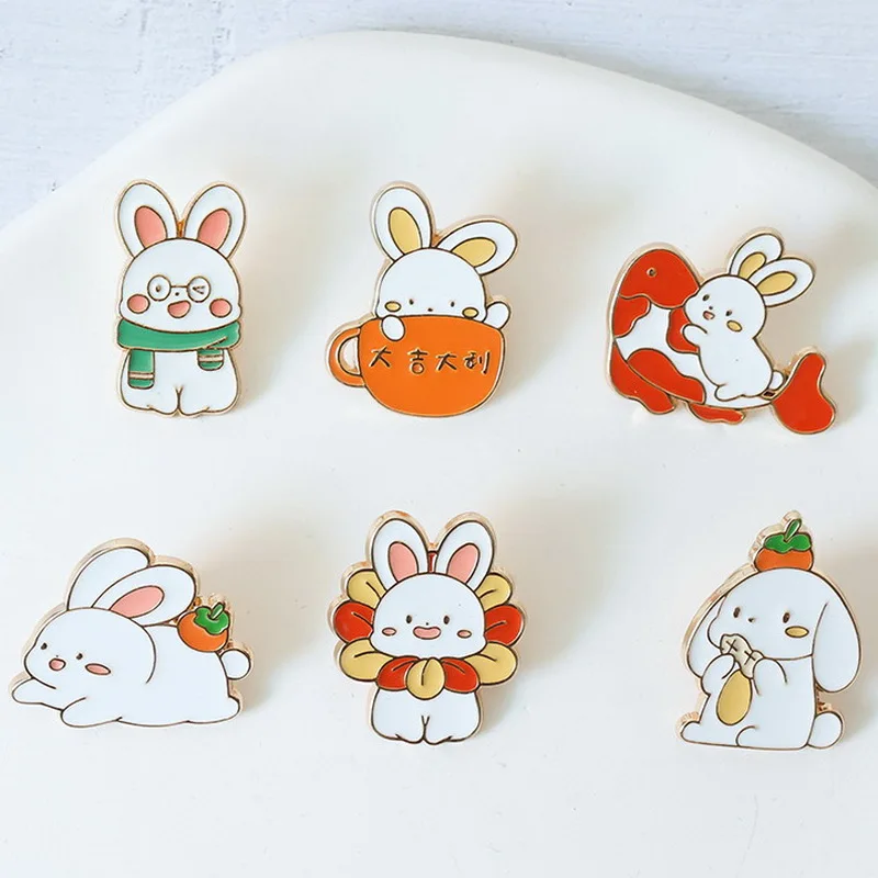 

Sweet Cute Rabbit Flower Crystal Brooches For Women Girls Boutique Small Size Animal Badges Pin Schoolbag Handbag Accessories