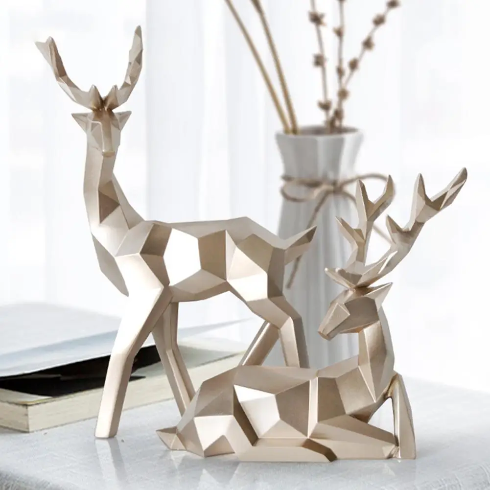 

2Pcs Geometric Couple Deer Statue Elk Sculpture Desktop Lucky Deer Ornament Suitable for Home Living Room Home Decoration Gadget